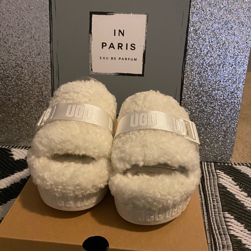 UGG Fluffitas (Flatform)